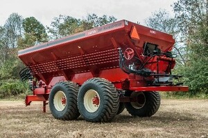 MagnaSpread 16ft Tandem Axle Fertilizer Lime Spreader
